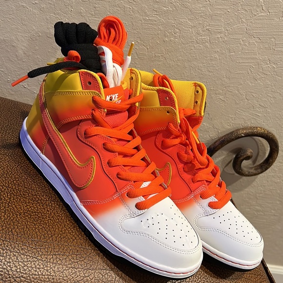 Brand New Rare Nike SB Dunk High Orange/Yellow Sweet Tooth Candy Corn Sneakers! - Picture 7 of 12